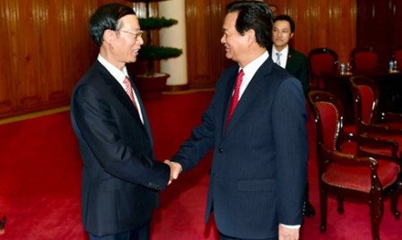 Viceprimer ministro chino prosigue su visita en Vietnam